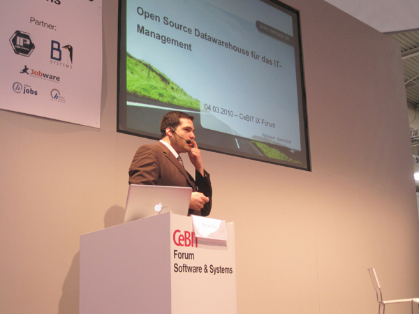 Tag3 Bernd 21 CeBIT Live 2010: Standing Ovations für Bernd im iX Forum 