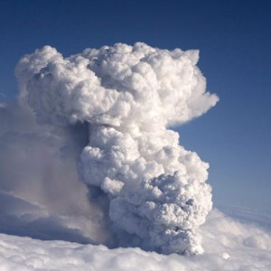vulkan_reuters_378800a vulkan reuters 378800a 300x300 EYJAFJALLAJÖKULL Vulkanasche verzögert erste PUPPET Schulung