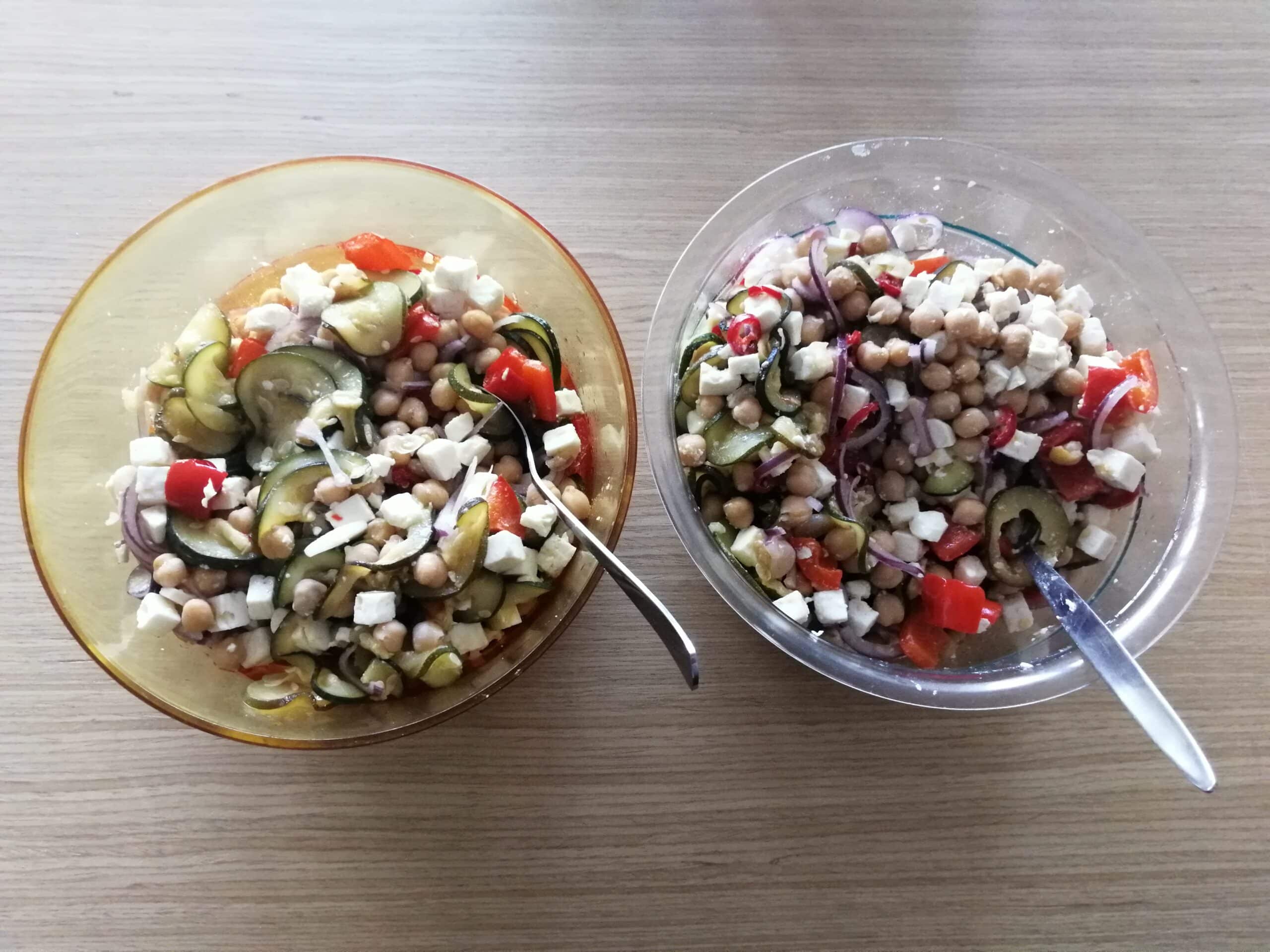 Mediterraner Kichererbsensalat